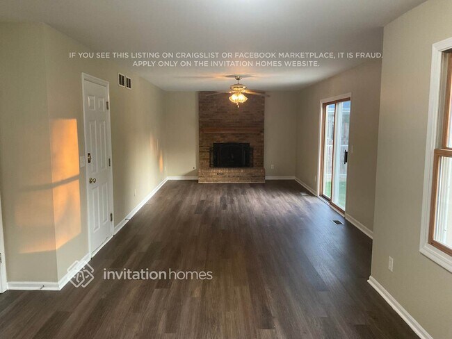 Foto del edificio - 874 Foran Ln