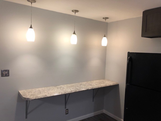 kitchen bar - 8509 W Smith St
