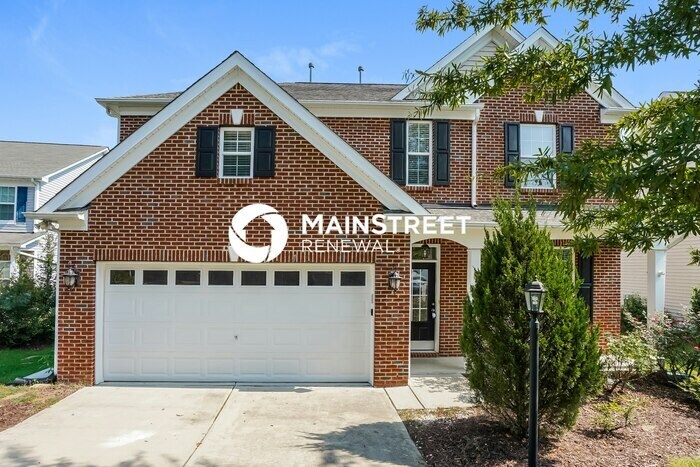 Foto principal - 4 Bedroom Pet-Friendly Home in Wake Forest...