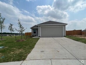 Building Photo - 2701 Rialto Dr