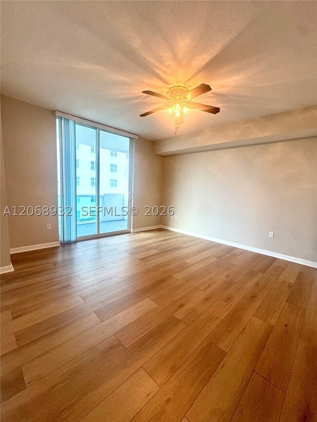 Building Photo - 7900 Harbor Island Dr