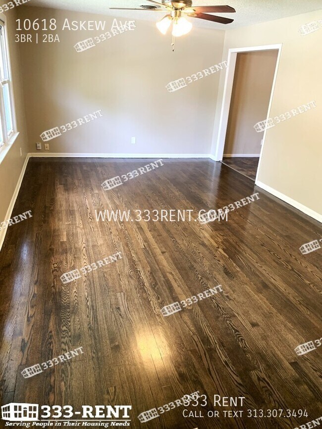 Foto del edificio - 10618 Askew Ave