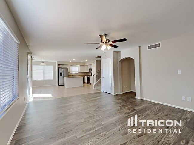 Foto del edificio - 135 W Dexter Way