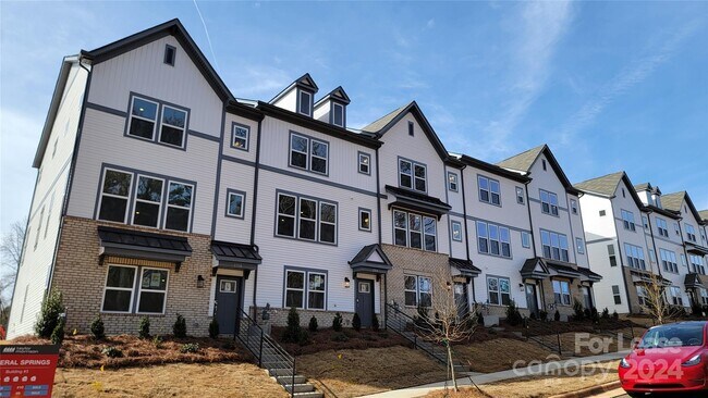 Foto del edificio - 2354 Donnelly Hls Ln