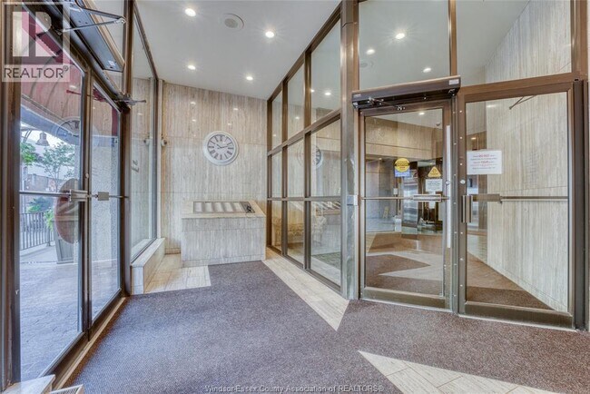 Photo du bâtiment - 380 Pelissier St