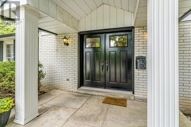 Photo du bâtiment - 33 Avonwick Gate