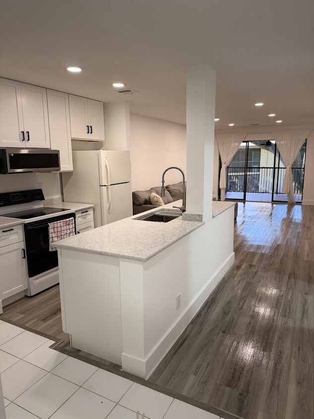 Kitchen - 9517 NW 2nd Pl