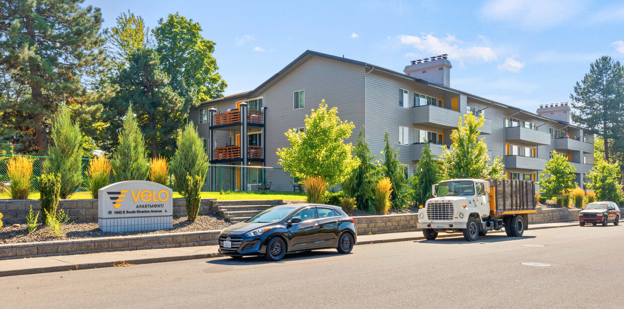 Entrada del Velo - Velo Apartments Spokane