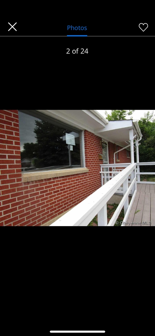 Building Photo - 3 Bedroom Home With Large Fenced Yard