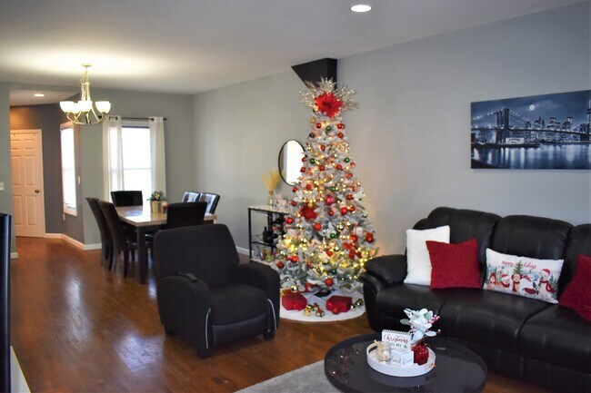 Living Room to Dining Room - 94 Myrtle St