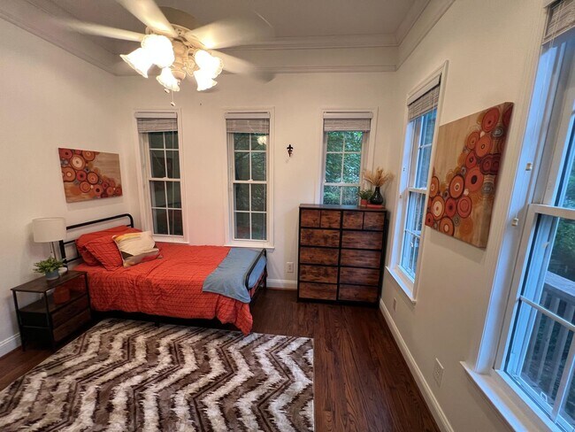 Foto del edificio - 1430 Alford Ave