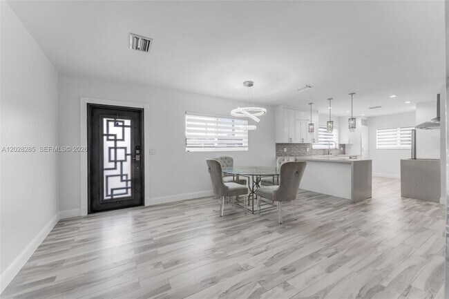 Building Photo - 4780 NW 6th St