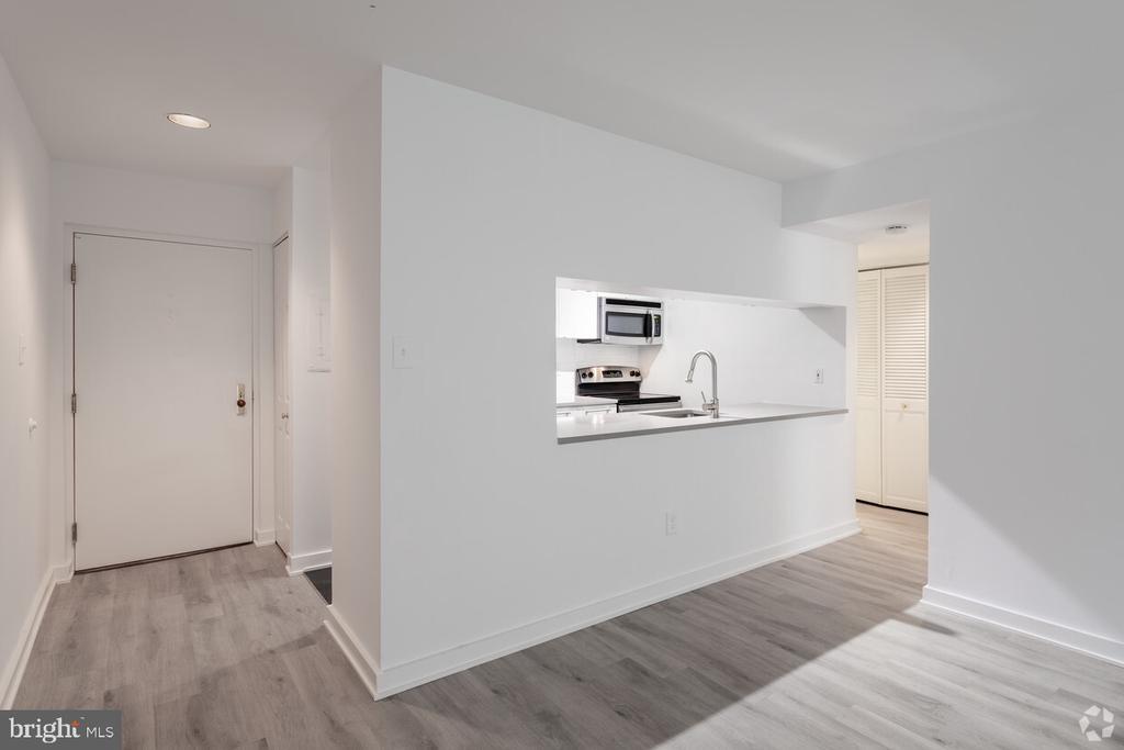 Foto principal - 601 24th St NW