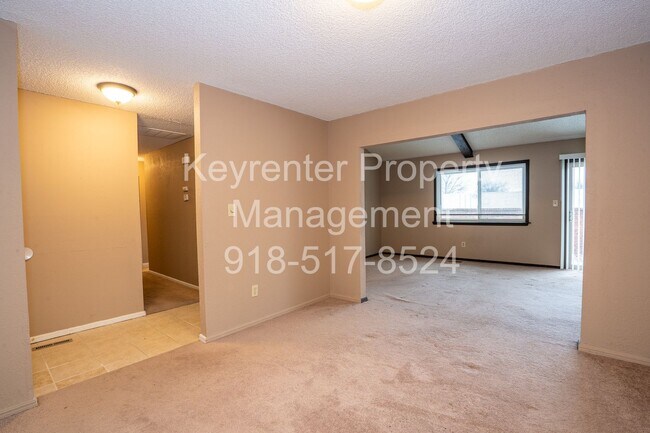 Foto del edificio - Gorgeous 3 Bed / 2 Bath! Coming soon!