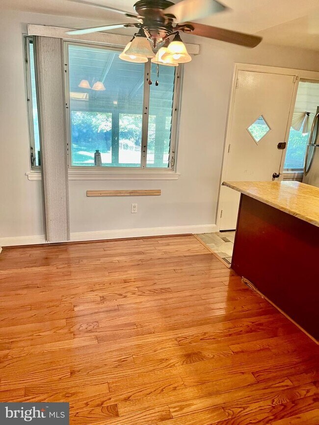 6032 Newtown Ave, Philadelphia, PA 19111 Townhouse for Rent in