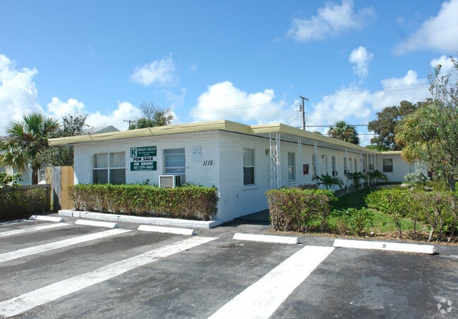 1109 -1115 S Federal Hwy - DAK Apartments