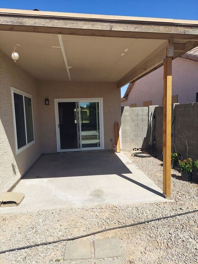 Foto principal - 93 4th Ave W