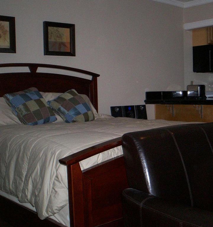 Foto principal - 1203 Wilcox Ave