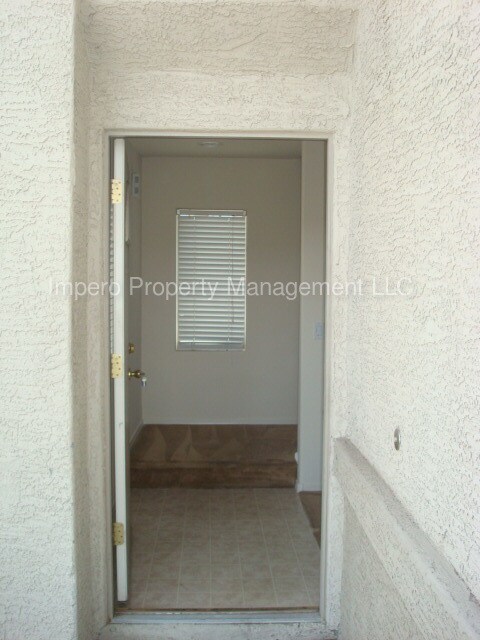 Building Photo - 7347 N Black Canyon Hwy
