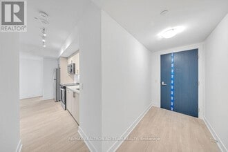 Building Photo - 2545-2545 Simcoe St N
