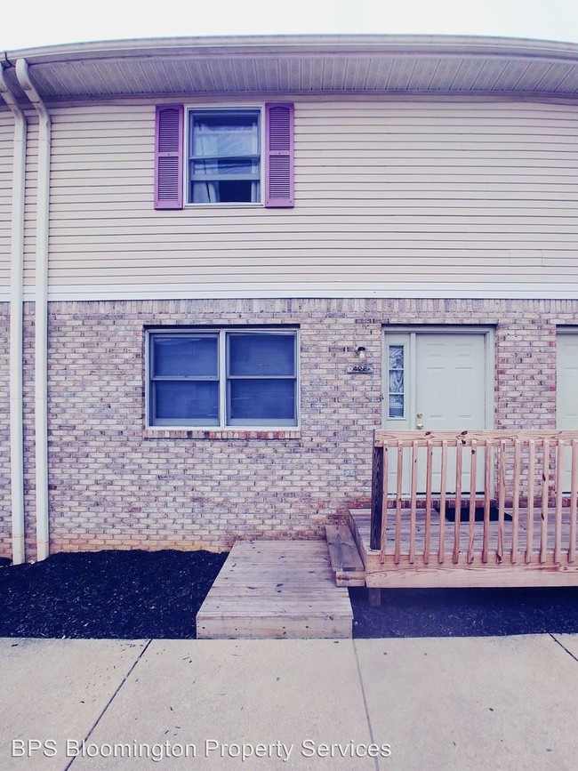 Building Photo - 428 Northlane Dr