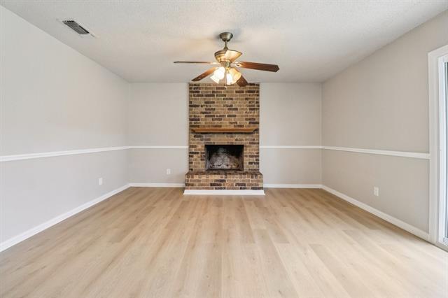 Building Photo - 413 Glenhaven Dr
