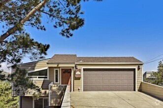 Building Photo - 1117 Humboldt Rd