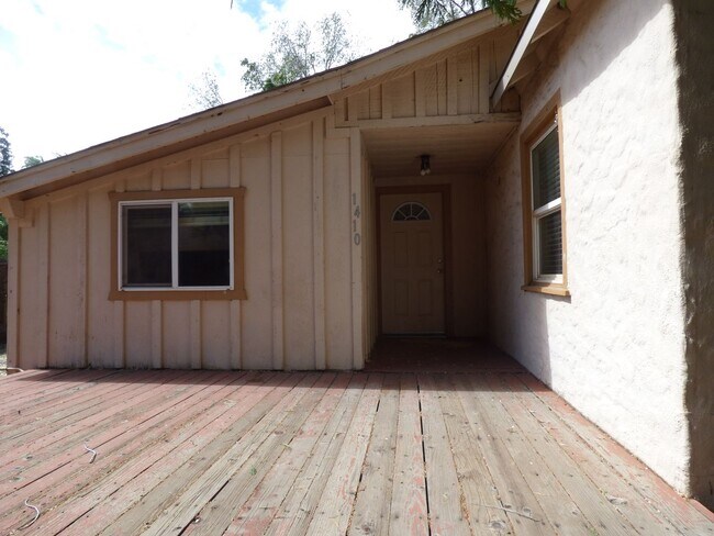 Foto del edificio - 3 Bedroom 1 Bath Home