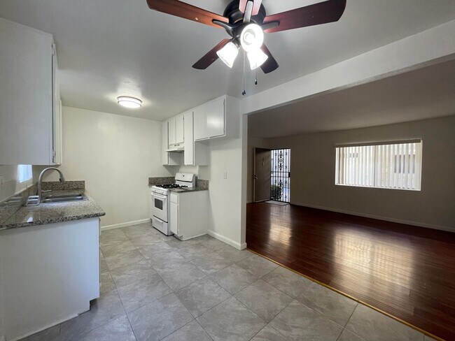 Building Photo - 22407 Denker Ave