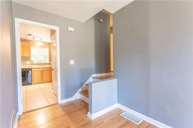 Building Photo - 1309 Weston Dr