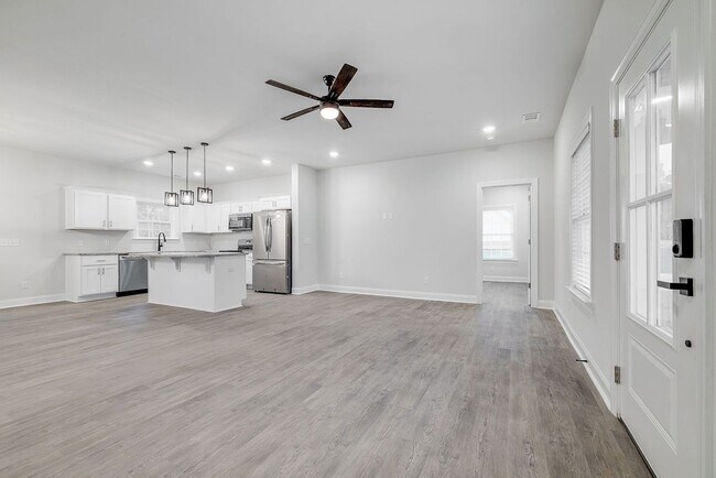 Foto del edificio - Comfortable 3BR/2BA Home in Effingham County – Open Floor Plan