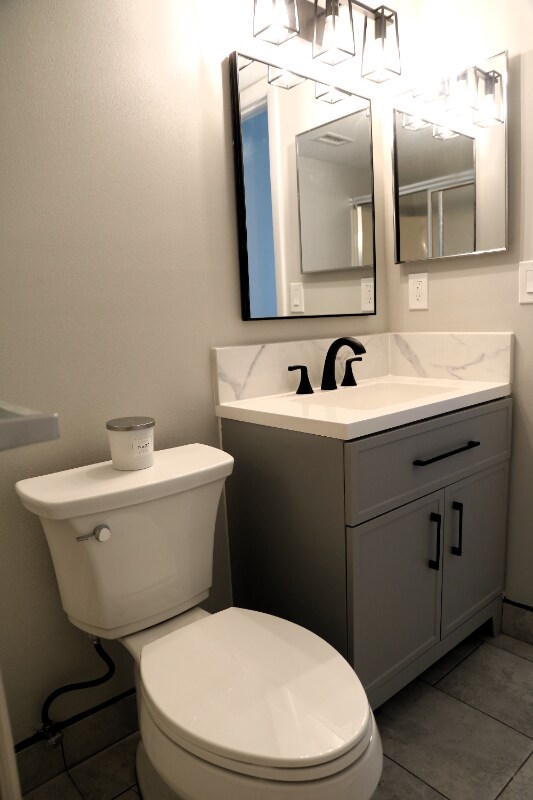 Foto del edificio - 4570 Lucerne Lakes Blvd E