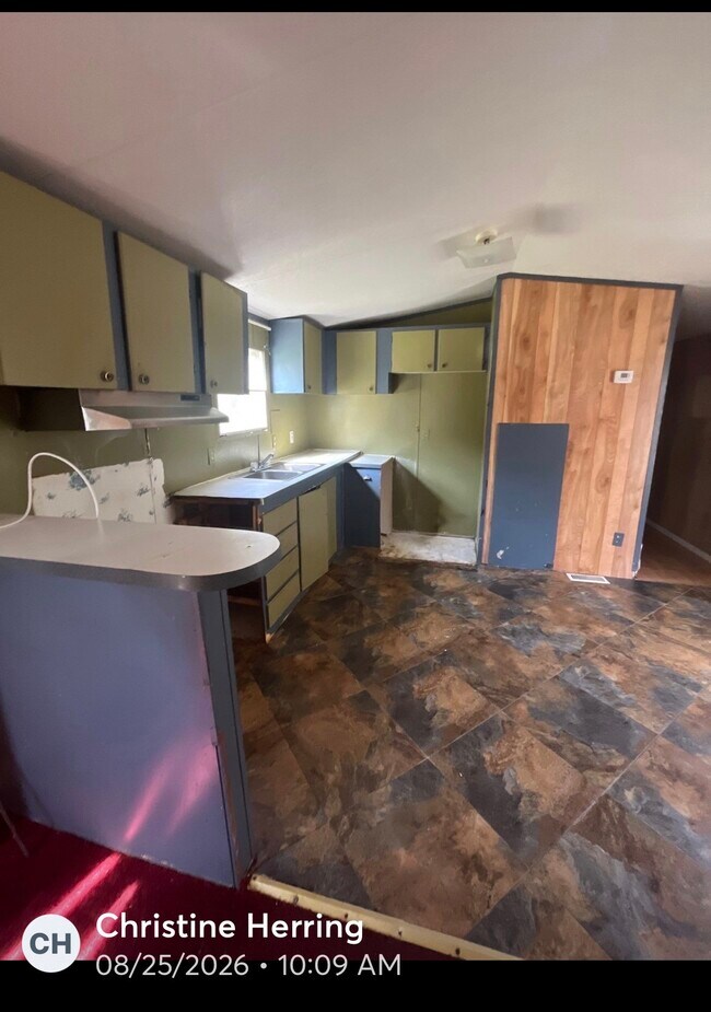 Foto del edificio - 226 Acorn Rd