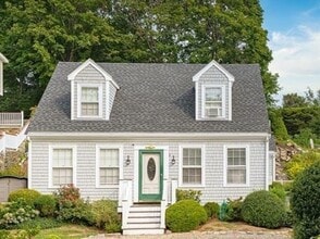 Building Photo - 11 Gingerbread Hill