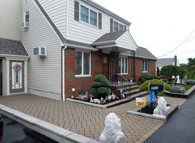 Building Photo - 218 Salomone Ave