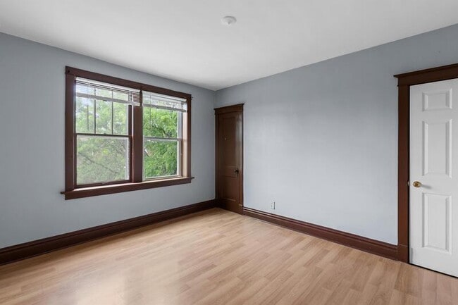 Building Photo - 3208 Delor St