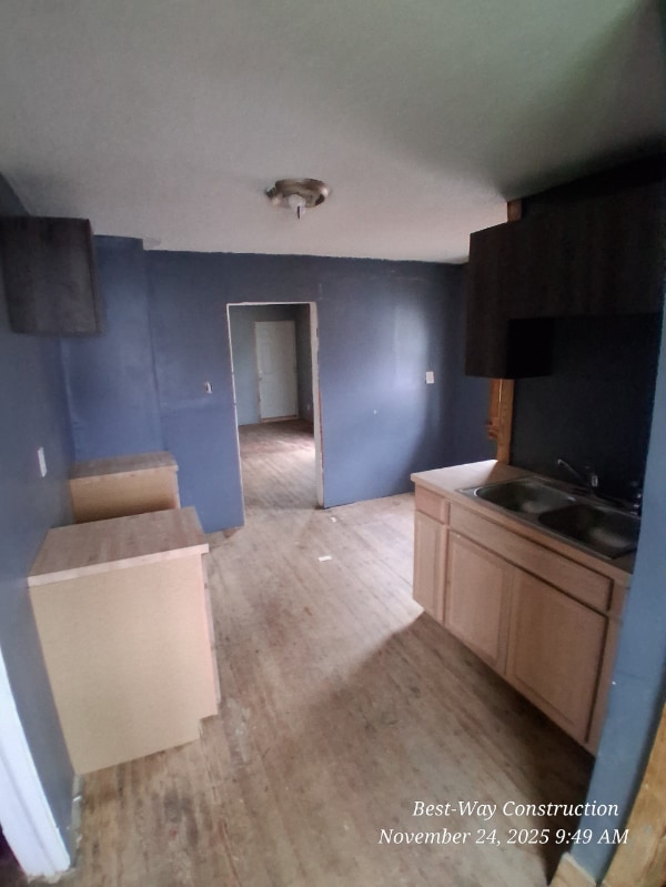 Building Photo - 2057 N Charles St