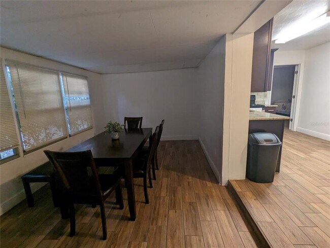 Building Photo - 35102 FL-54