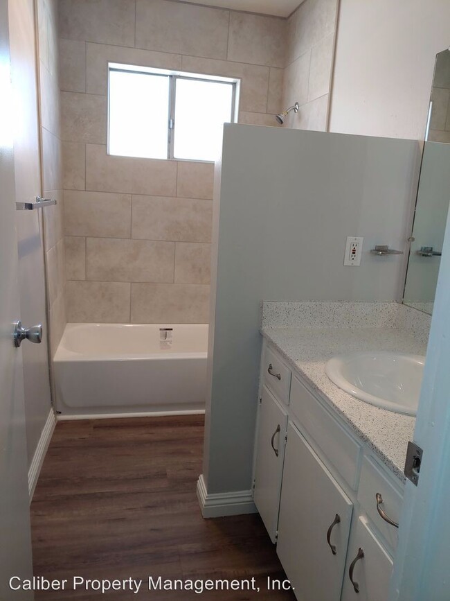 Building Photo - 5025 Olivewood Ave
