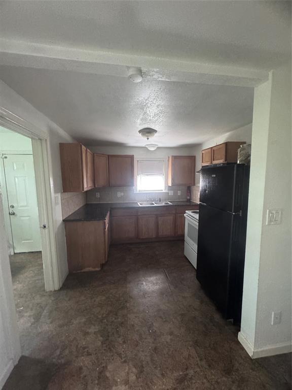 Foto del edificio - 4550 Edfield St