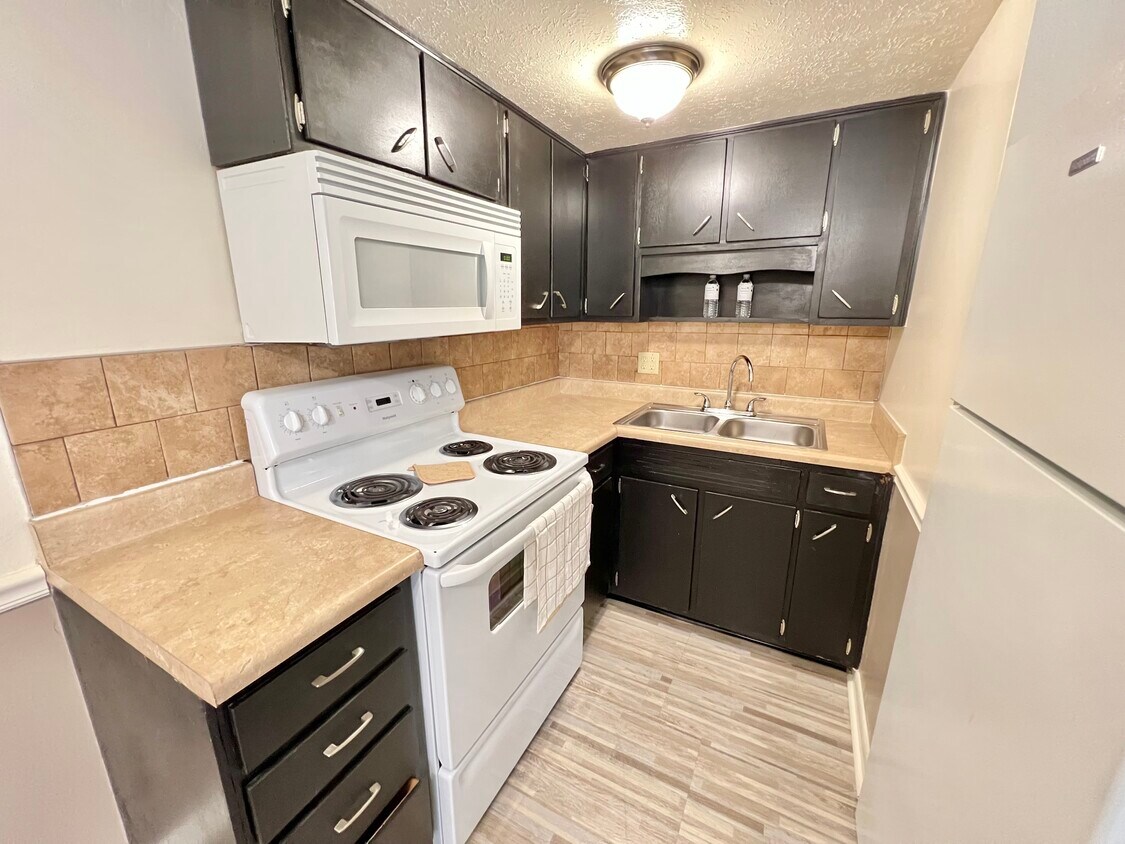 Mayfair Apartment Homes Apartments in Jeffersonville, IN