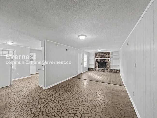 Building Photo - 3199 Gina Dr