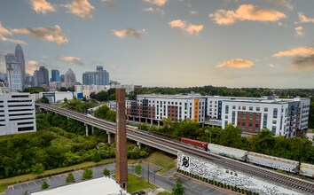 Building Photo - J Optimist Park