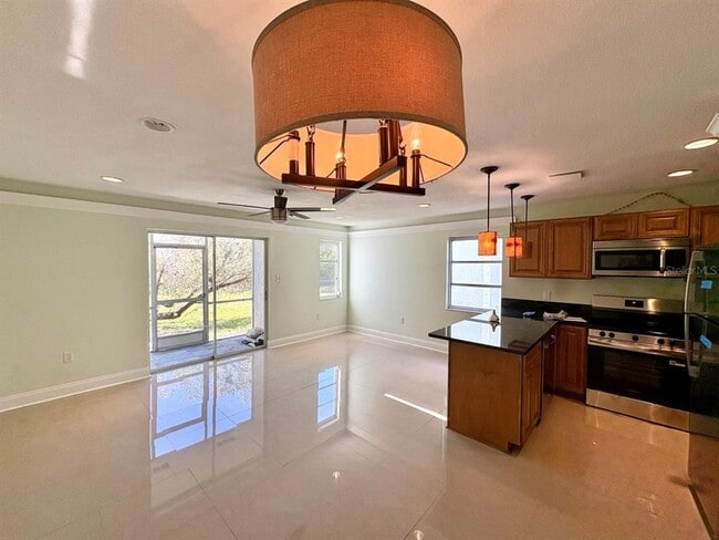 Foto del edificio - 371 S McMullen Booth Rd