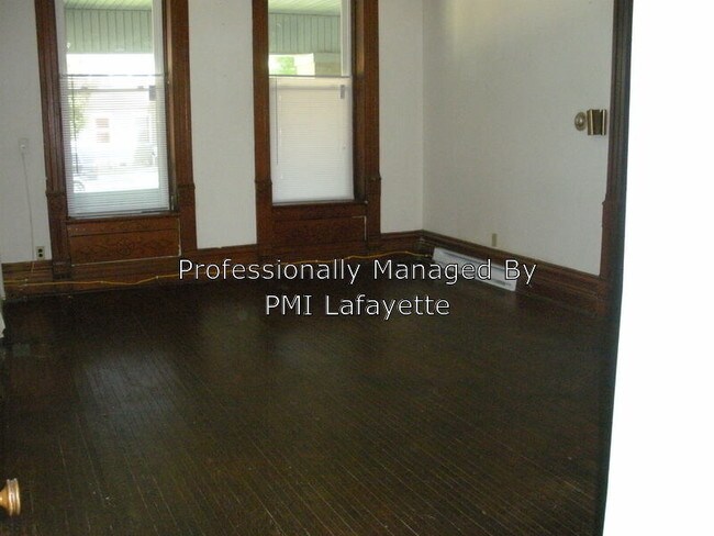 Building Photo - 757 E Clinton St