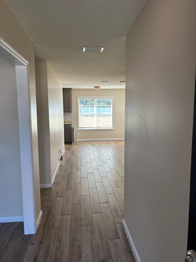 Building Photo - Chandler Subdivision