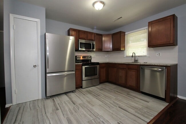 Photo - 39 High Top Cir Apartment