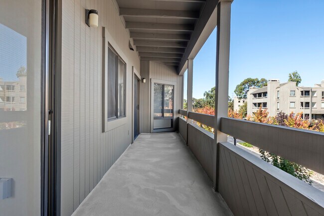 Building Photo - 780 Sea Spray Ln
