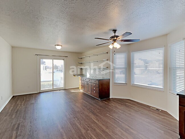 Building Photo - 1174 Princes Circle