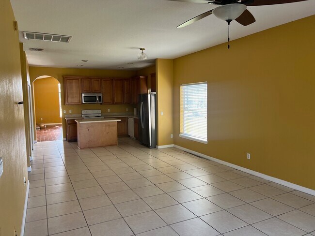 Foto del edificio - 4359 Spring Blossom Dr